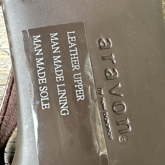 Aravon by New Balance Sandals Metallic Bronze Brown Leather Kitten Heel 7.5 AA - Picture 10 of 13